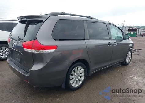 2014 Toyota Sienna Xle 7 Passenger z USA, uszkodzony, nr VIN 5TDDK3DC2ES083680